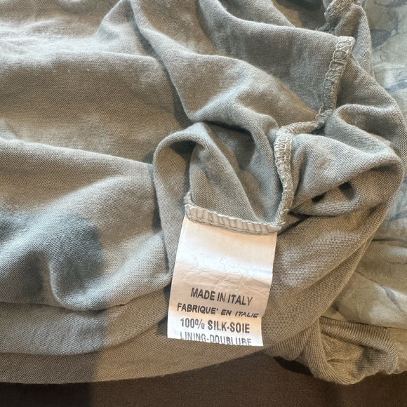 100% Silk Top - Picture 5 of 8